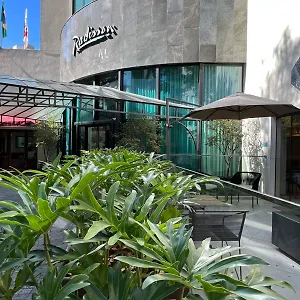https://quality-suites-oscar-freire.topsaopaulohotels.com